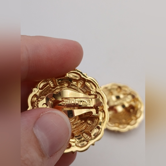 St John Gold & Black Clip On Earrings - Picture 8 of 11